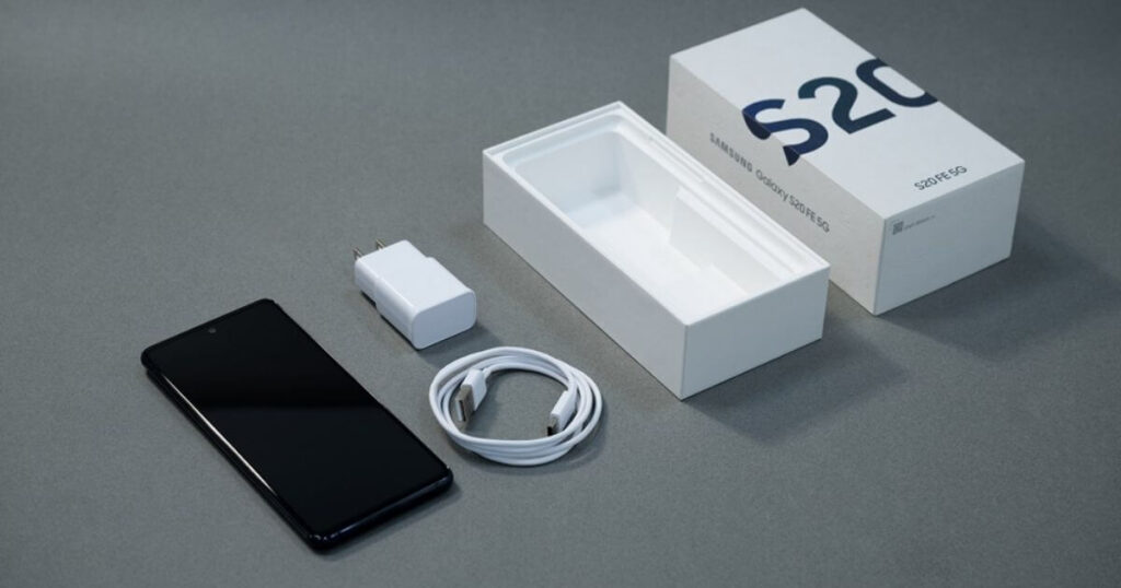 Unboxed Mobile vs Refurbished