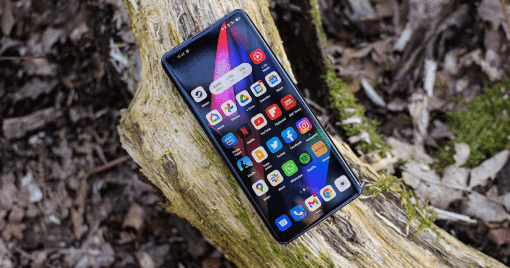 LTPS vs LTPO Display Technology